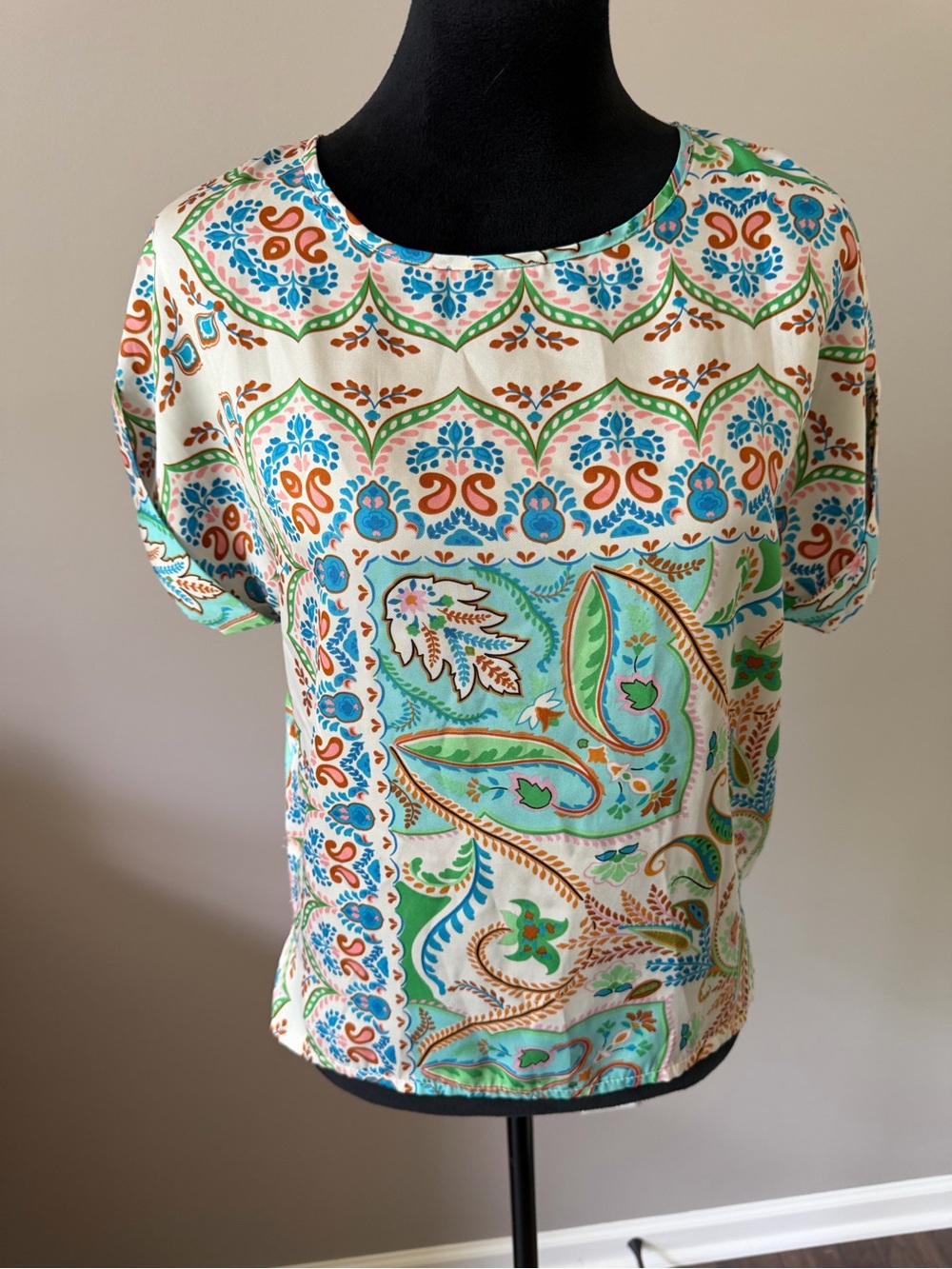 Women’s Printed Short Sleeve Blouse - Green & Blue Paisley